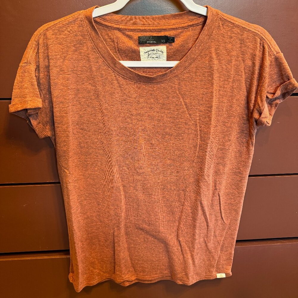 Prana Basic T Shirt (Rust) Size XS